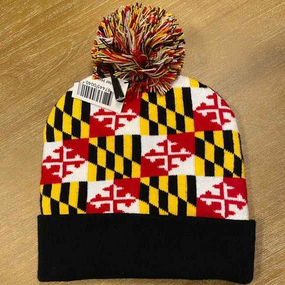 Maryland Flag Winter Hat - Picture 2 of 2